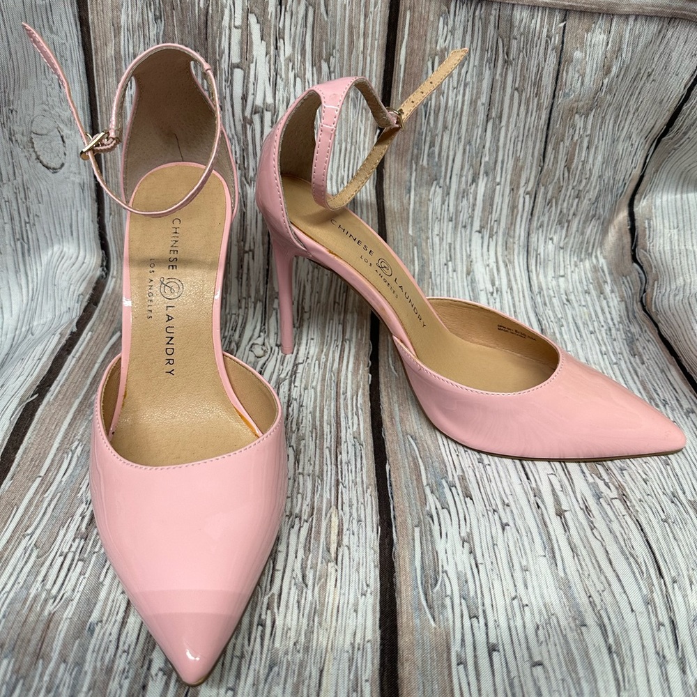 Size 8 Chinese Laundry Dolly Patent Heels